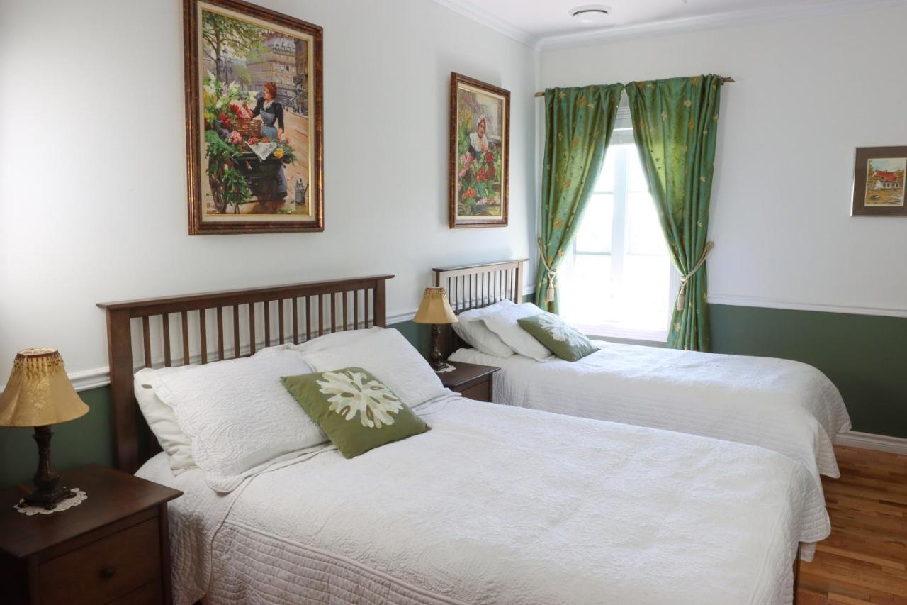 Bed & Breakfast, Gite La Princesse Des Champs Boischatel Ngoại thất bức ảnh